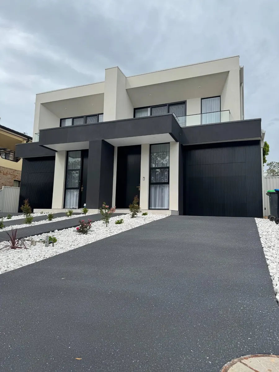 Modern charcoal driveway finish — after